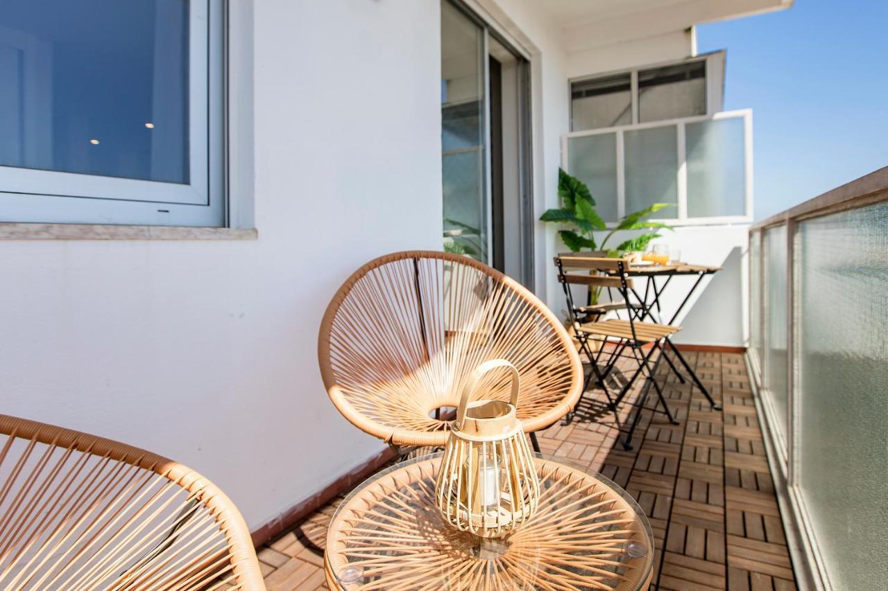 Elegant Studio W/ Ac & Balcony By Lovelystay Πόρτο Εξωτερικό φωτογραφία